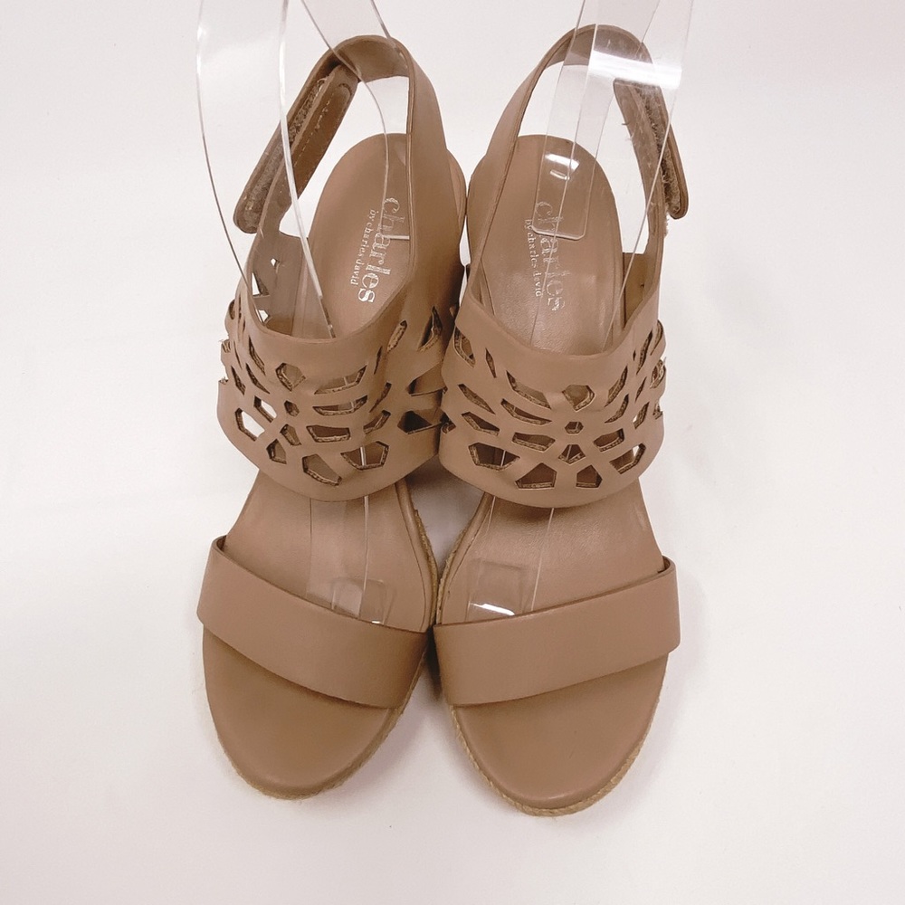 SOLD Charles David Women’s Laser Sandals - Picture 2 of 15